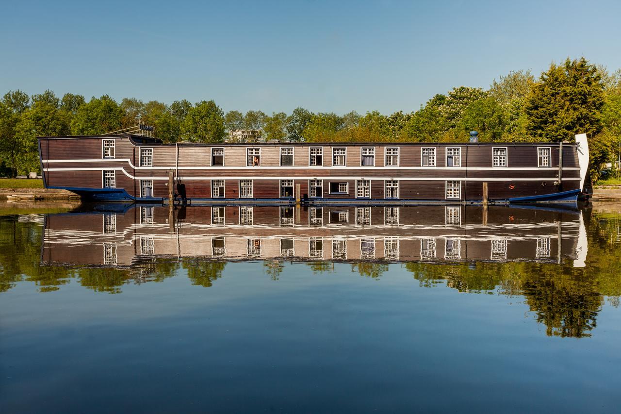ברוז' Boat Hotel De Barge מראה חיצוני תמונה